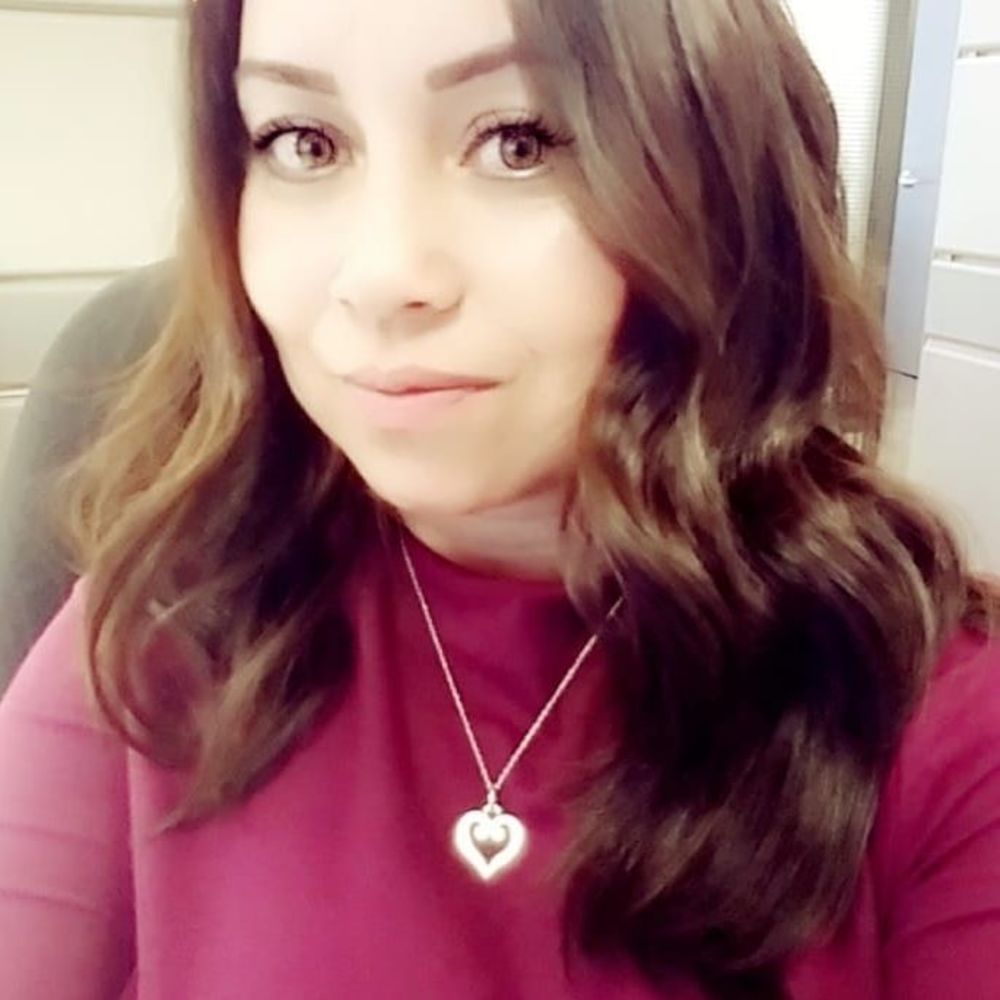 Meet your Posher, Yesica